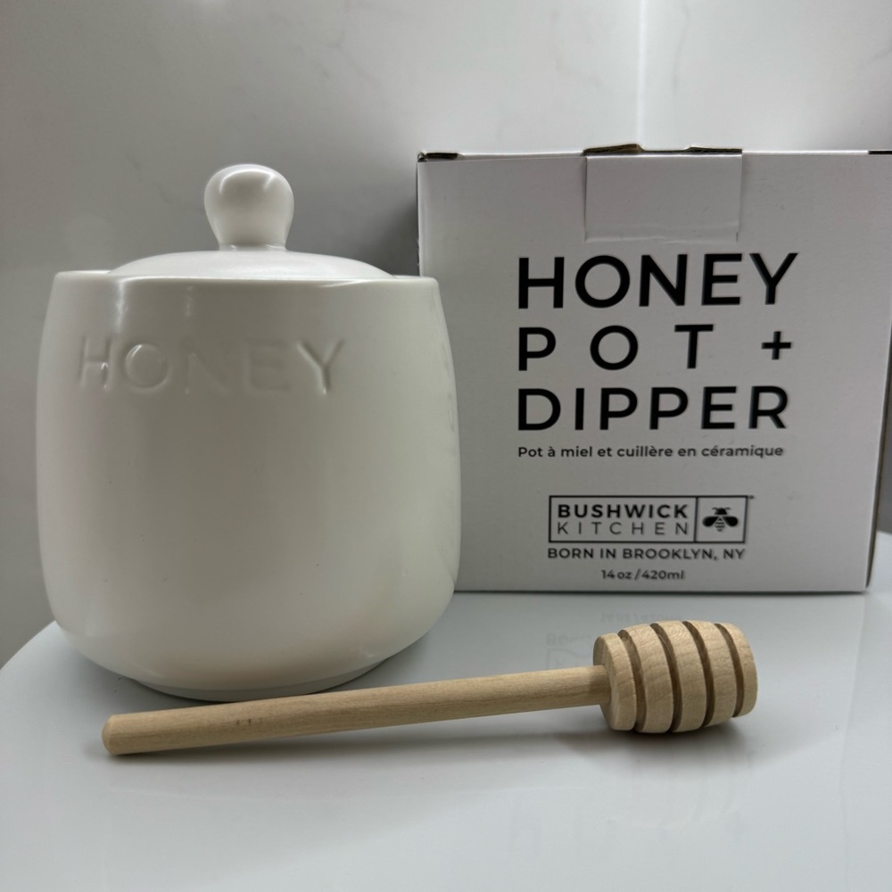 Bushwick Kitchen Honey Pot with Dipper (New in Box)